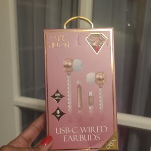 Paris Hilton USB-C Wired Earbuds — Rose Gold